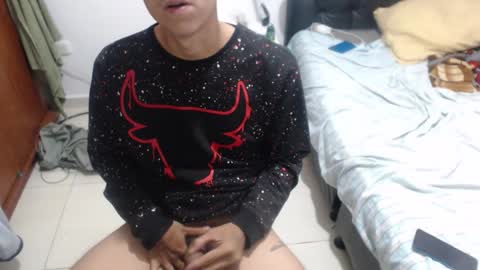 Snapshot of danivoyeur21 chatting on March 2026 09:11:01 PM daniel segura online show from March 2026 09:11:01 PM