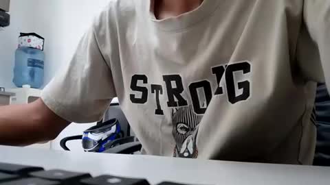 Snapshot of danivoyeur21 chatting on March 2026 03:45:01 PM daniel segura online show from March 2026 03:45:01 PM