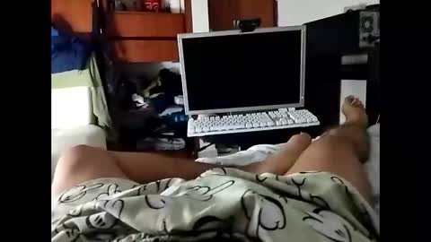 Snapshot of danivoyeur21 chatting on April 2026 06:09:01 AM daniel segura online show from April 2026 06:09:01 AM