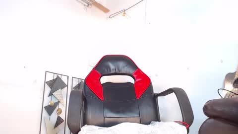 dann hill1 online show from December 2025 06:04:01 PM