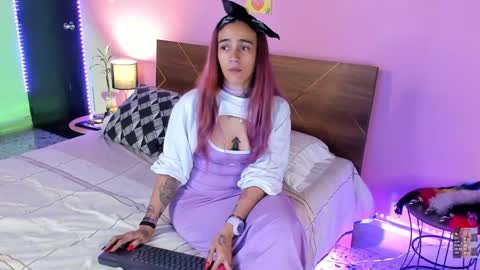 Dannacastle online show from January 2025 04:28:02 AM