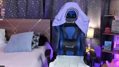 Dannacastle online show from February 2025 08:29:02 AM