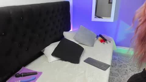 Dannacastle online show from March 2025 12:59:01 AM