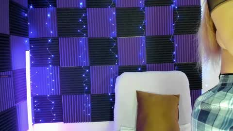Dannacastle online show from May 2026 05:13:02 AM