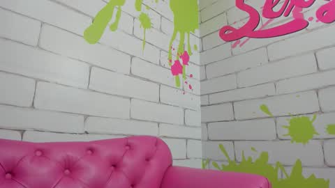 Snapshot of danna_greyyy chatting on March 2026 12:11:01 PM Danna Greyyy online show from March 2026 12:11:01 PM