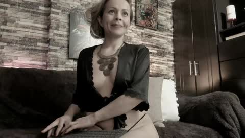 natalia online show from December 2024 12:09:02 AM