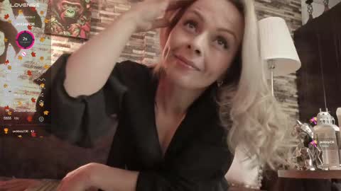 natalia online show from February 2025 09:58:02 PM