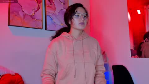 Snapshot of danna_lovs chatting on December 2024 05:23:02 PM Danna Lovs online show from December 2024 05:23:02 PM