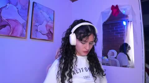 Snapshot of danna_lovs chatting on February 2025 01:06:01 PM Danna Lovs online show from February 2025 01:06:01 PM