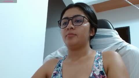 Danna online show from January 2025 10:05:01 PM