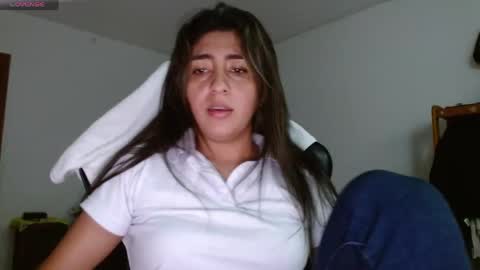 Danna online show from May 2026 09:01:02 PM