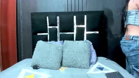 Danna online show from October 2025 01:55:02 PM