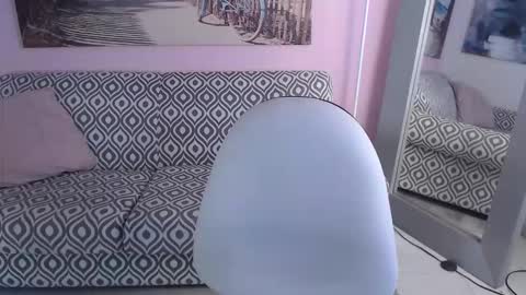 danna_wagner online show from December 2025 12:42:02 PM