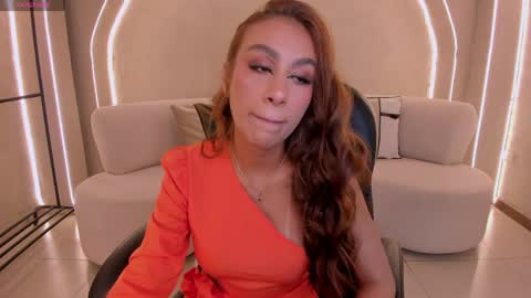 Snapshot of dannacruz_ chatting on April 2026 01:42:02 AM Danna Cruz online show from April 2026 01:42:02 AM