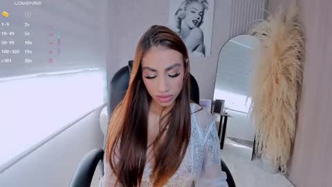 Snapshot of dannacruz_ chatting on May 2026 07:20:02 PM Danna Cruz online show from May 2026 07:20:02 PM