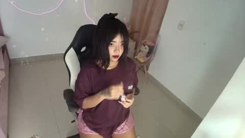 Snapshot of dannagabriella chatting on June 2026 07:40:02 AM dannagabriella online show from June 2026 07:40:02 AM