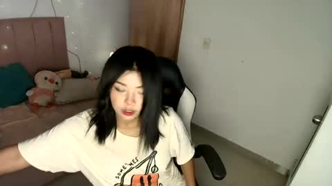 Snapshot of dannagabriella chatting on June 2026 11:01:01 AM dannagabriella online show from June 2026 11:01:01 AM