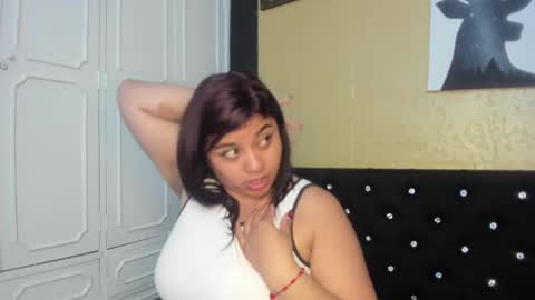 Snapshot of dannagarza chatting on February 2025 04:03:02 AM Danna Garza online show from February 2025 04:03:02 AM