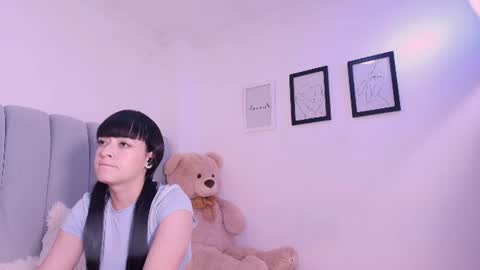 Snapshot of dannahyde chatting on June 2026 06:10:01 PM Insta DannaBlueX online show from June 2026 06:10:01 PM