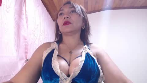 Snapshot of dannamomcerratt chatting on April 2026 01:39:01 AM dannamomcerratt online show from April 2026 01:39:01 AM