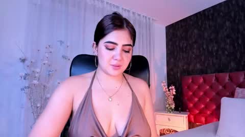 Danna online show from February 2025 05:58:02 PM