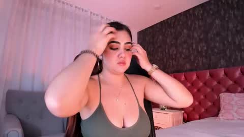 Danna online show from November 2025 03:12:02 PM