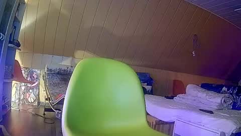 Snapshot of dannotdon chatting on May 2026 01:11:01 AM DannotDon online show from May 2026 01:11:01 AM