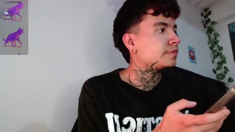 Snapshot of dannteftm chatting on October 2025 11:13:01 PM DANNTE online show from October 2025 11:13:01 PM