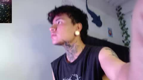 Snapshot of dannteftm chatting on November 2025 08:32:01 PM DANNTE online show from November 2025 08:32:01 PM