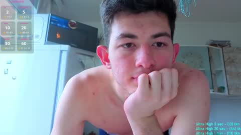 Snapshot of danny__magic chatting on September 2025 01:01:01 PM danny__magic online show from September 2025 01:01:01 PM