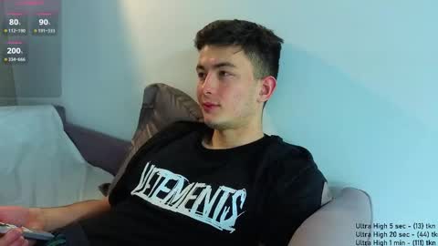 Snapshot of danny__magic chatting on November 2025 07:27:01 PM danny__magic online show from November 2025 07:27:01 PM