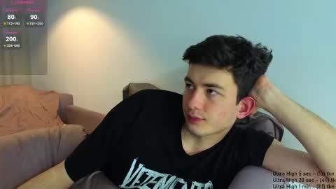 Snapshot of danny__magic chatting on December 2025 07:21:02 PM danny__magic online show from December 2025 07:21:02 PM