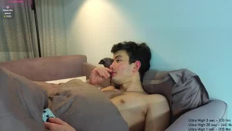 Snapshot of danny__magic chatting on December 2025 07:53:02 PM danny__magic online show from December 2025 07:53:02 PM