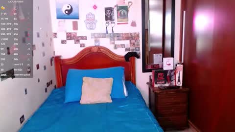 phantom555 online show from October 2025 06:15:02 PM