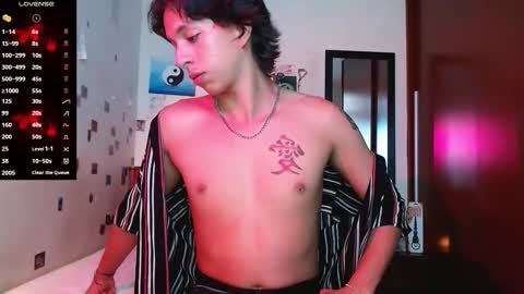 phantom555 online show from December 2025 06:58:01 PM