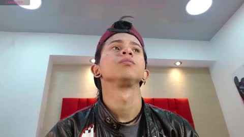 Danny online show from November 2025 12:59:02 PM