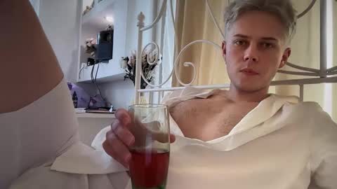 danny online show from October 2025 11:57:02 AM