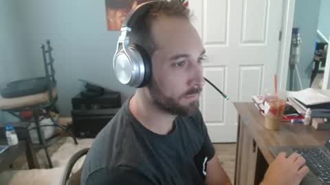 dannyboyx69 online show from November 2025 06:30:01 PM