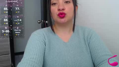 Snapshot of dannyroussette chatting on October 2025 02:05:01 PM Follow me  Control lovense free D online show from October 2025 02:05:01 PM