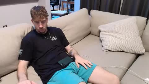 Snapshot of dannythreeyway chatting on December 2025 12:15:01 AM DannyThreeWay online show from December 2025 12:15:01 AM