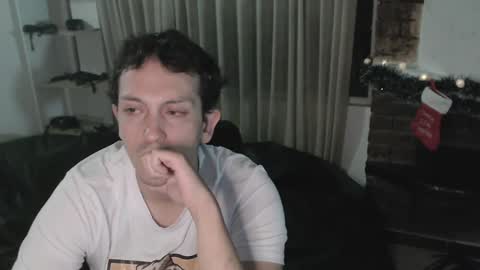 Snapshot of danruiz33 chatting on December 2024 03:36:02 AM Dan online show from December 2024 03:36:02 AM