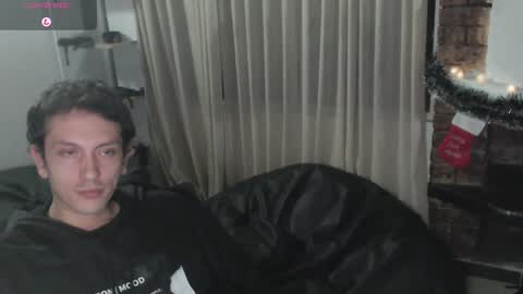 Snapshot of danruiz33 chatting on December 2024 03:00:02 AM Dan online show from December 2024 03:00:02 AM