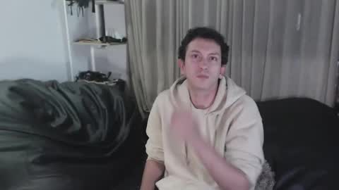 Snapshot of danruiz33 chatting on January 2025 11:45:01 PM Dan online show from January 2025 11:45:01 PM