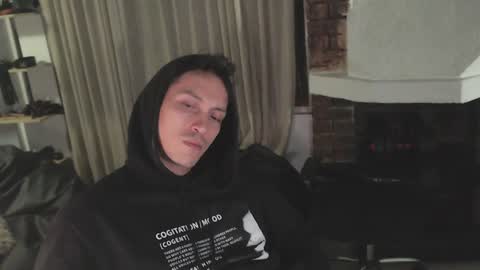 Snapshot of danruiz33 chatting on January 2025 03:17:02 AM Dan online show from January 2025 03:17:02 AM