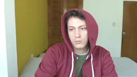 Snapshot of danruiz33 chatting on January 2025 09:18:01 PM Dan online show from January 2025 09:18:01 PM