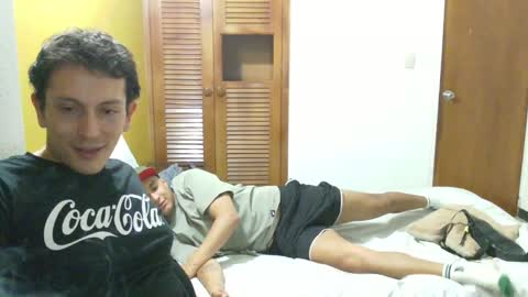 Snapshot of danruiz33 chatting on January 2025 12:22:02 AM Dan online show from January 2025 12:22:02 AM