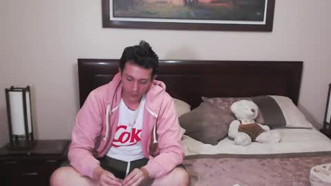 Snapshot of danruiz33 chatting on February 2025 11:38:02 PM Dan online show from February 2025 11:38:02 PM