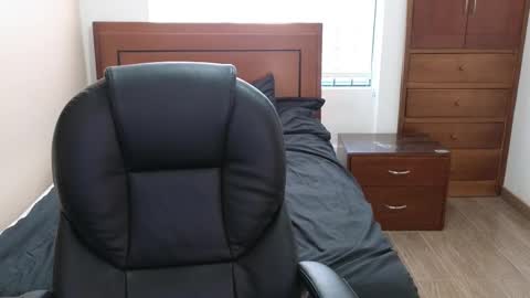 Snapshot of danruiz33 chatting on February 2025 06:30:01 PM Dan online show from February 2025 06:30:01 PM