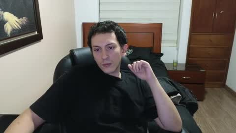 Snapshot of danruiz33 chatting on February 2025 02:39:02 AM Dan online show from February 2025 02:39:02 AM