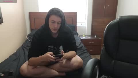 Snapshot of danruiz33 chatting on February 2025 08:00:01 PM Dan online show from February 2025 08:00:01 PM